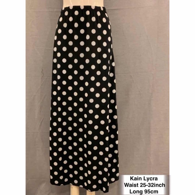 kain chiffon polka dot