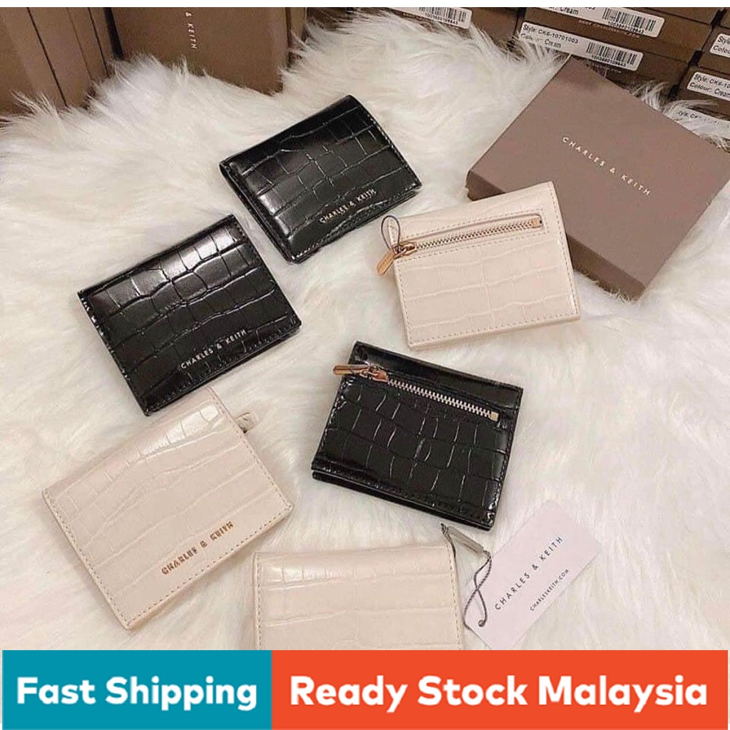 Msia Ready Stock✅Charles and Keith Short Wallet Style Small Wallet Fold Card Holder Sale Purse CK6-10701003
