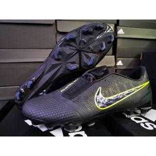 Nike Phantom Venom Elite SG PRO Anti Clog . YouTube