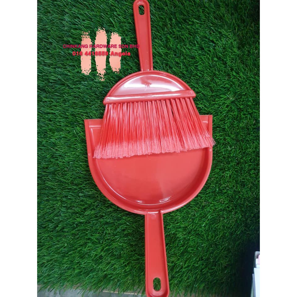MINI DUST BROOM with DUSTPAN / PENYAPU KECIL DAN PENYEDUK Shopee Malaysia
