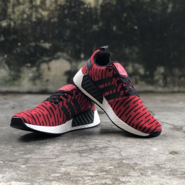 nmd r2 red