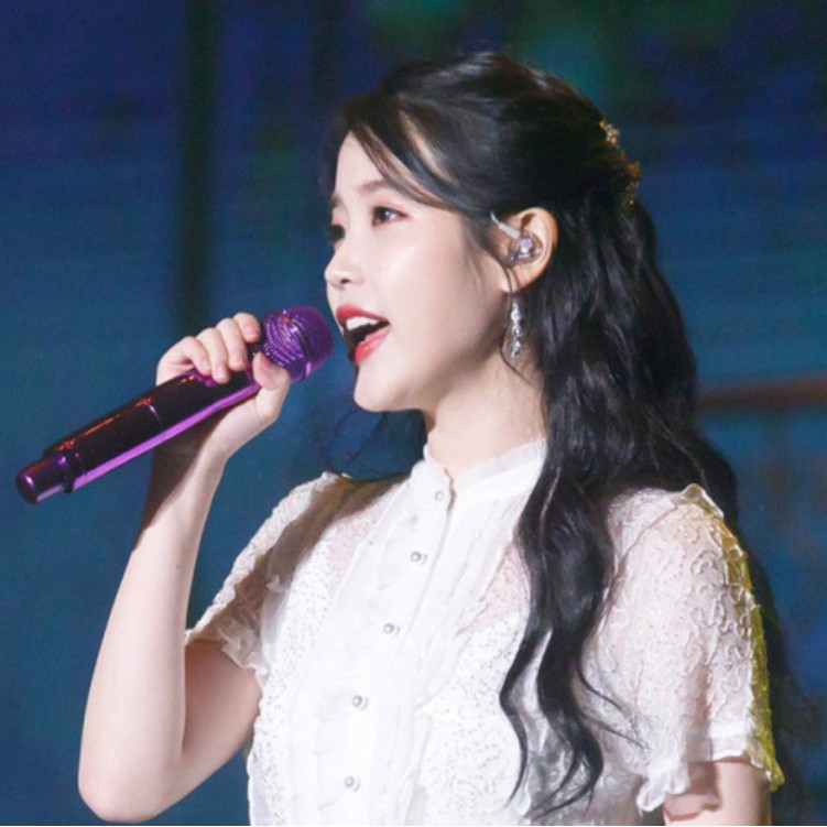 iu singer cute