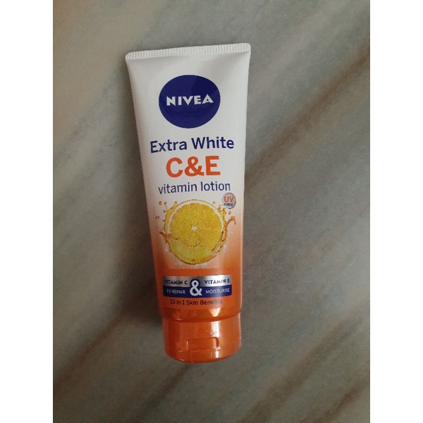 NIVEA Body Lotion - Extra White C&E Vitamin Lotion 320ml | Shopee Malaysia