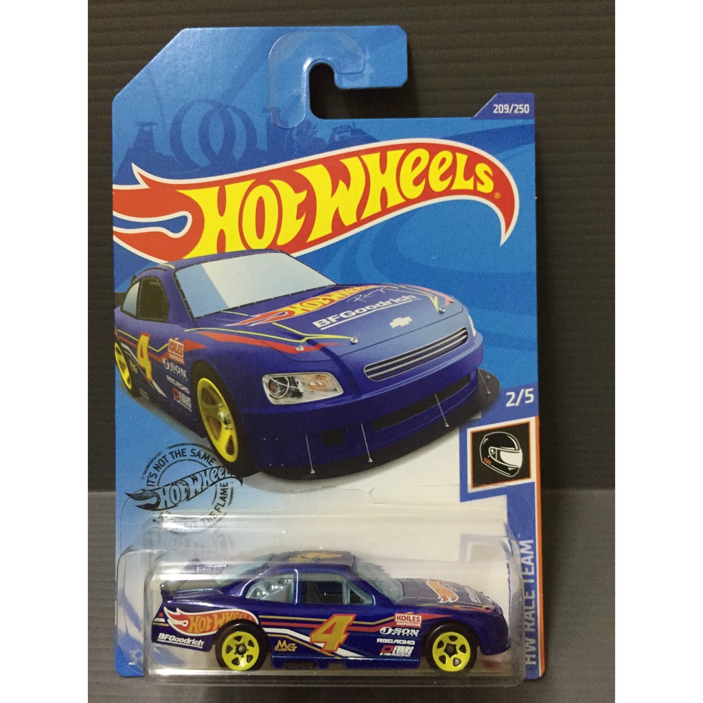 hot wheels chevy impala 2010