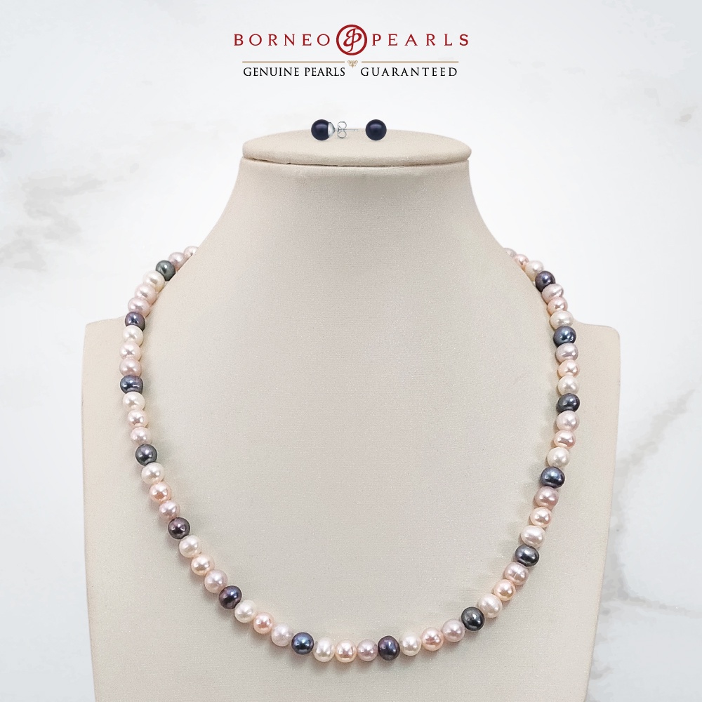 Off Round Necklace + Stud Earring in Mix Pearls