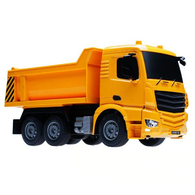 double e dump truck