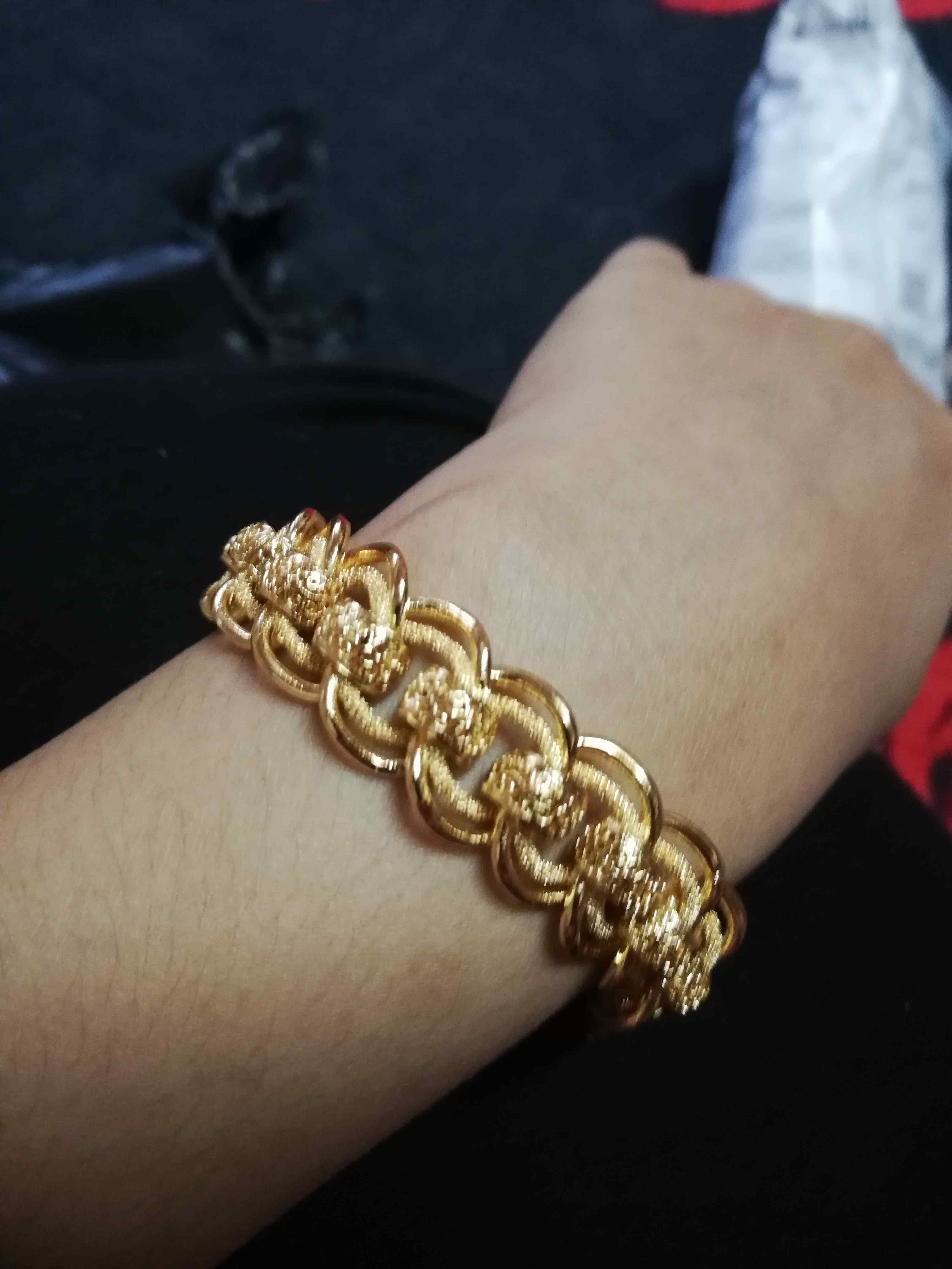 Emas Bangkok Candy Gelang Tangan Coco Candy 2 2CM 2 0CM Emas Bangkok Candy Gelang Tangan Coco Candy 2 2CM 2 0CM