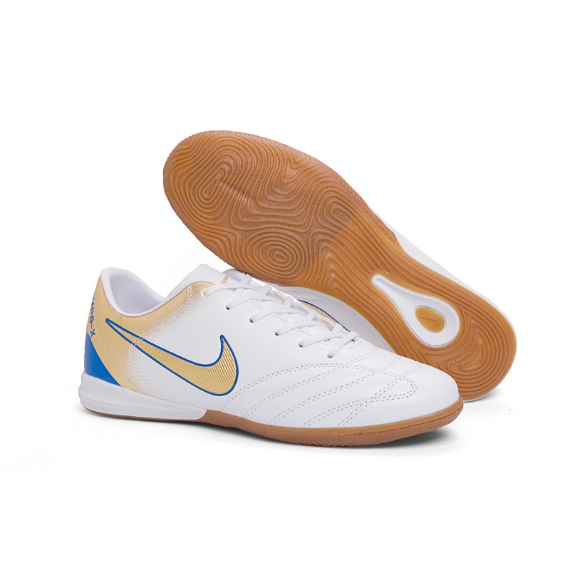 leather futsal shoes