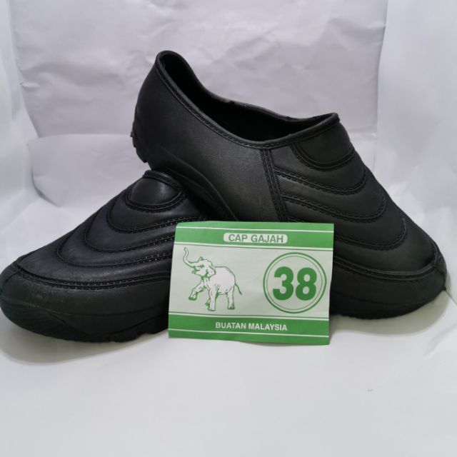 rubber shoes for hiking