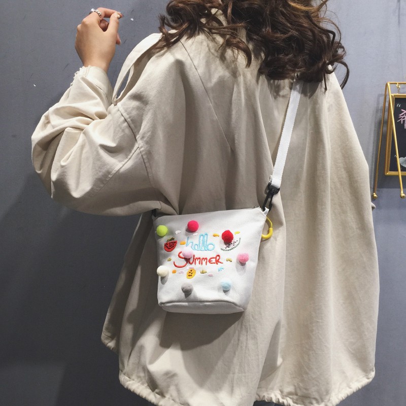 celebrity bucket bag