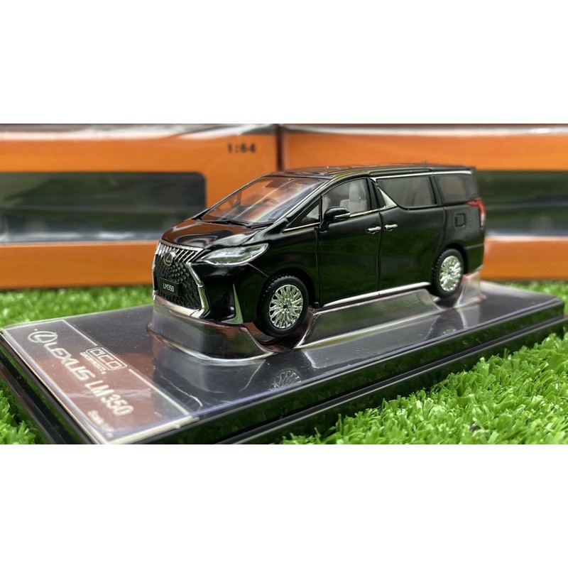 1:64 G.C.D 2019 Lexus LM 350 Black Right Handside Drive 