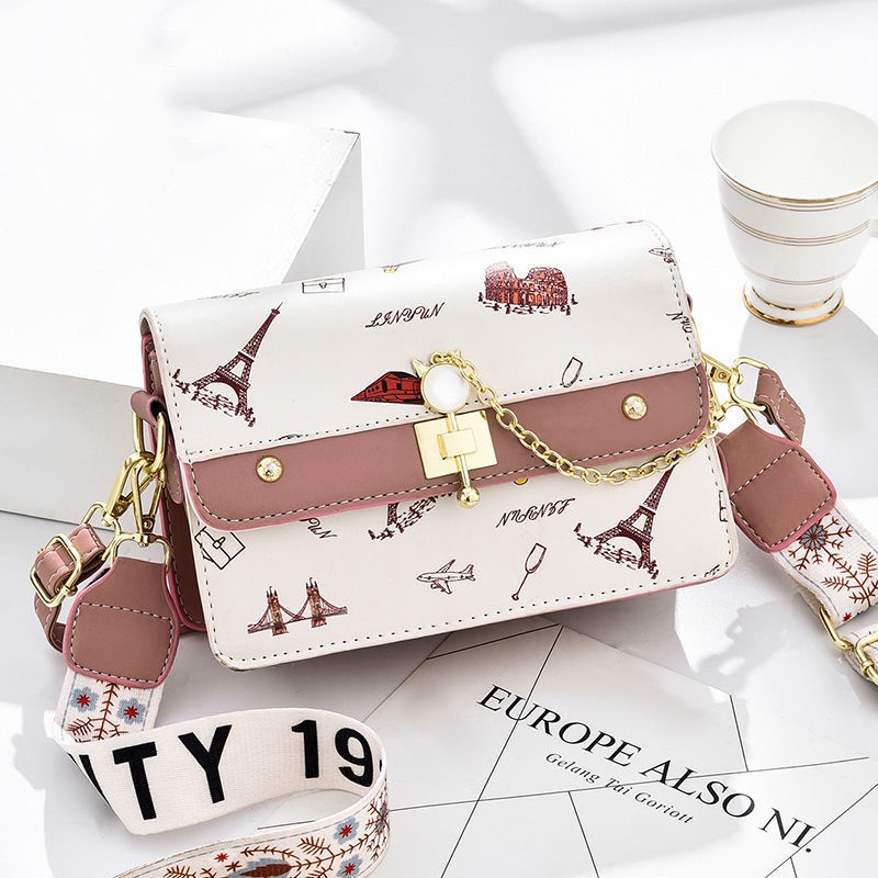 [READY STOCK] Women's bag new trendy Korean style small square bag graffiti handbag shoulder bag chain strap bag fashion all-match messenger bag beauty female bag