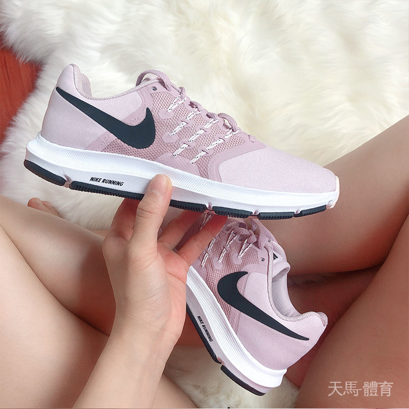nike run swift lightweight