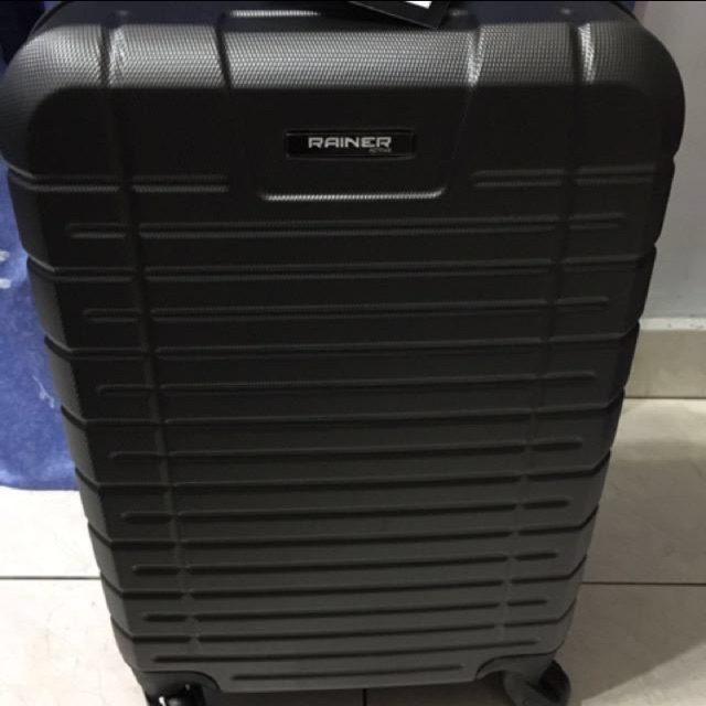 rainer active luggage price