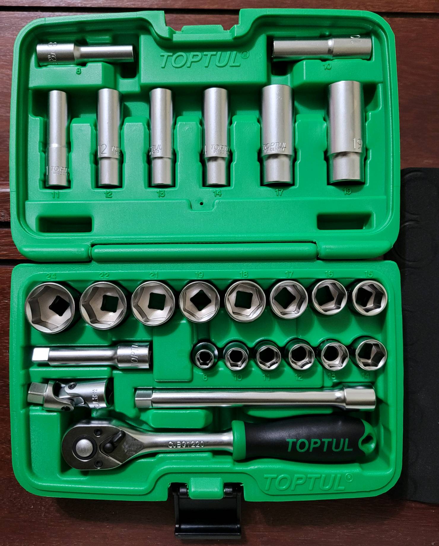 Details about   Toptul Professional 26 Piece 3/8in Drive 6 Point Flank Drive Socket Set GCAI2601 