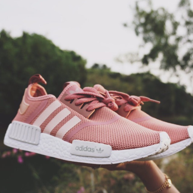 nude pink adidas