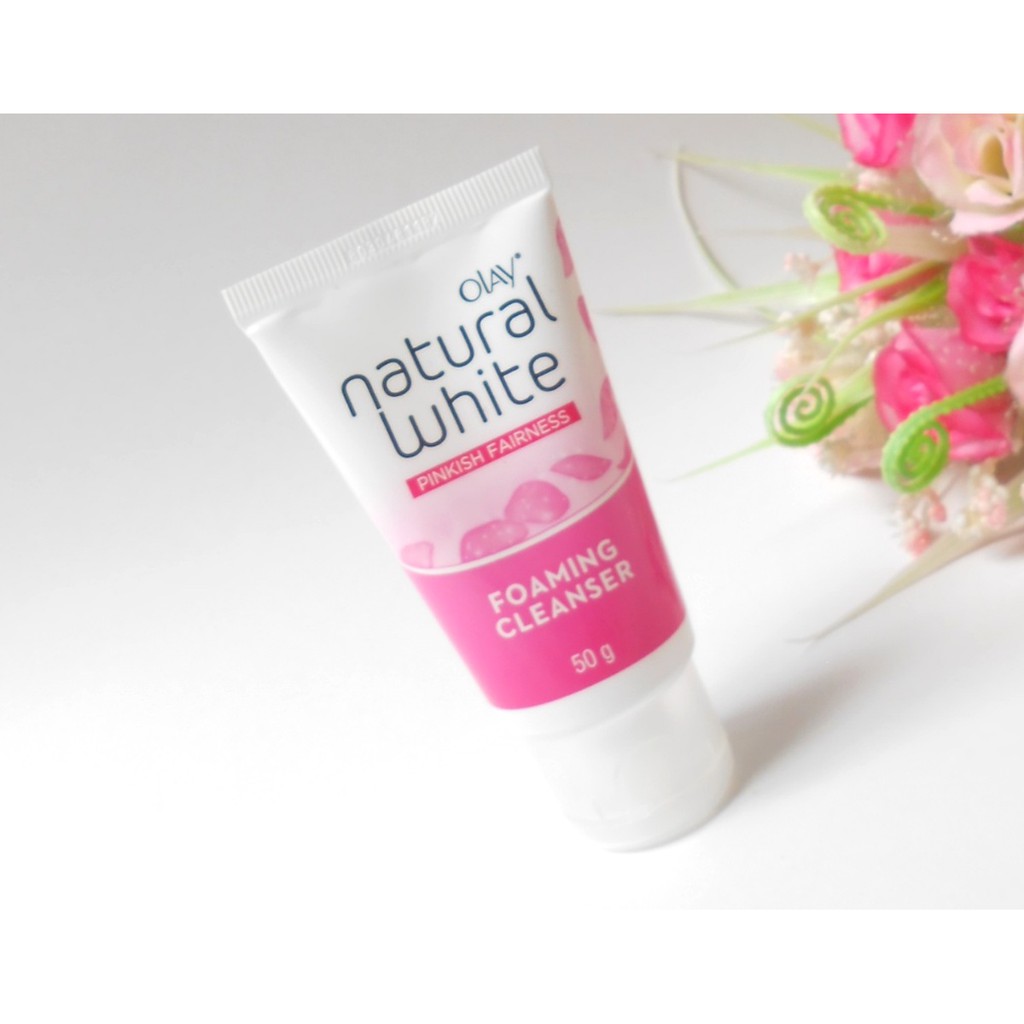 olay natural white foaming face wash