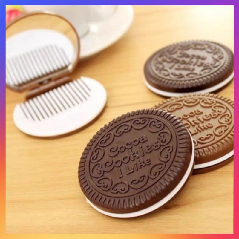 2 IN 1 Cookie Mirror with Comb Set Biscuit Girls Make Up Sikat Cermin Comel Biskut Small Gift Present Hadiah READY STOCK