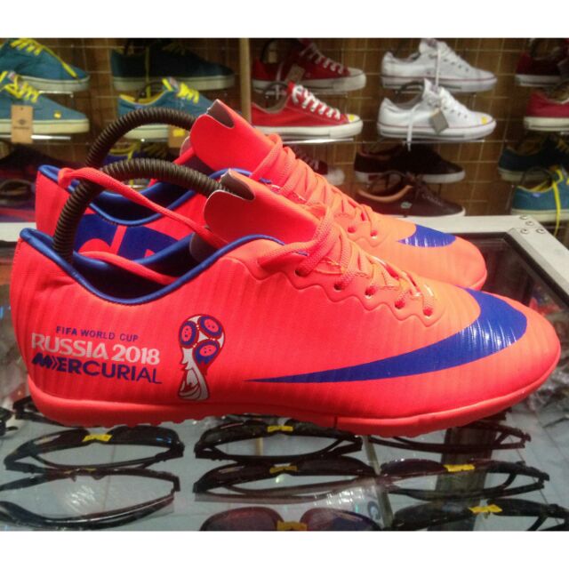 kasut bola nike 2018