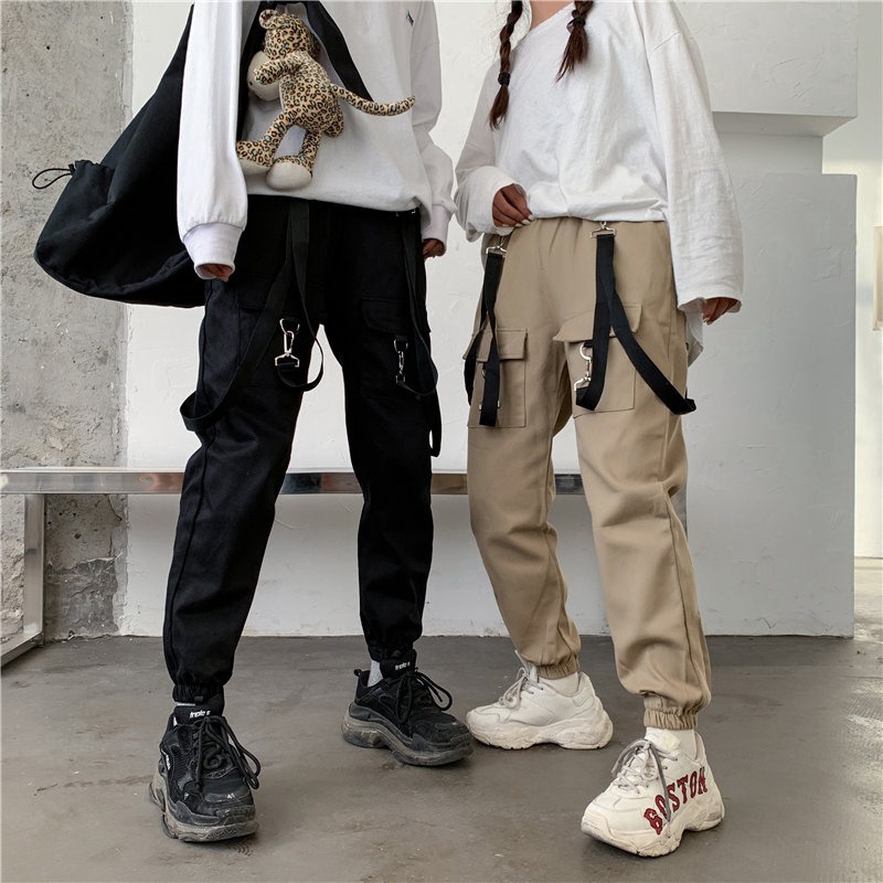baggy pants with pockets