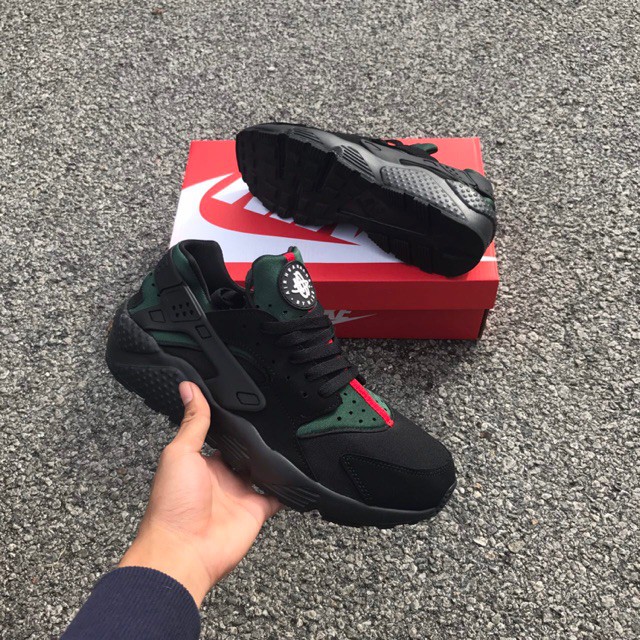 nike air huarache x gucci