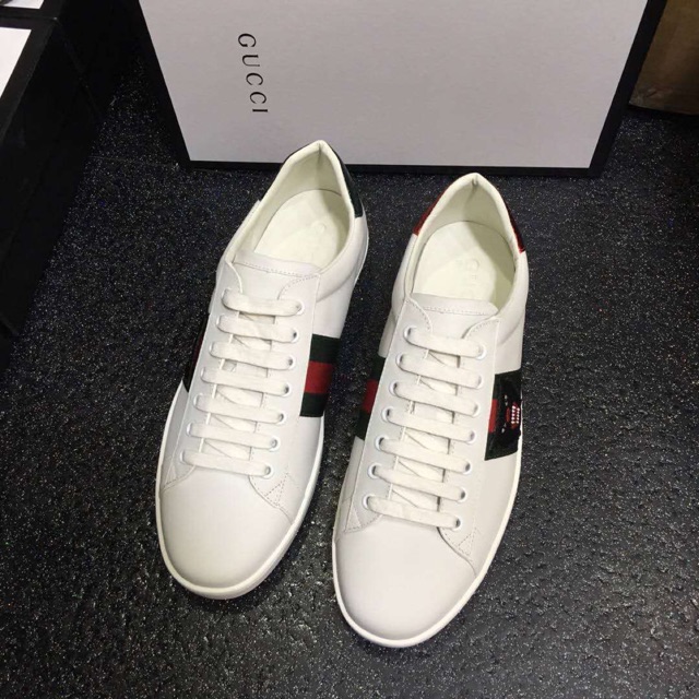 gucci panther sneakers