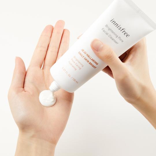 Must Durable Brightening Pore Facial Cleanser 150ml Premium Multi