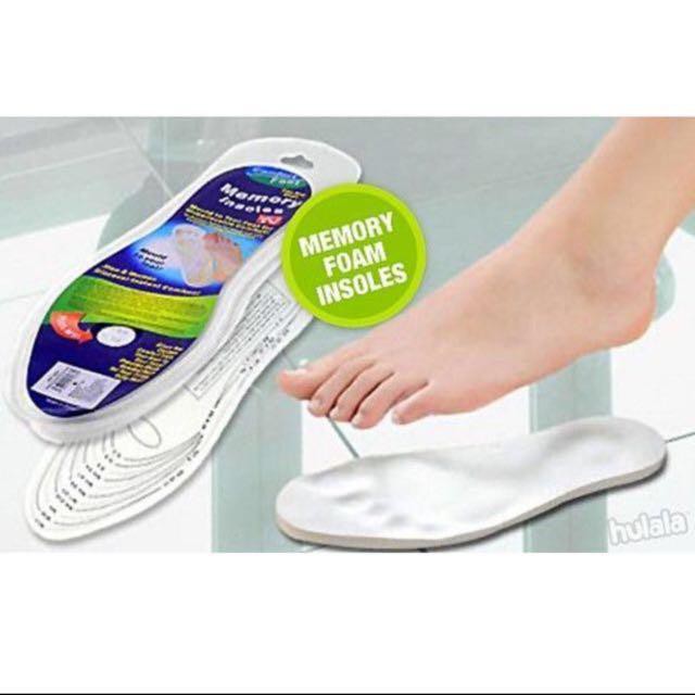 shoes with memory foam footbed