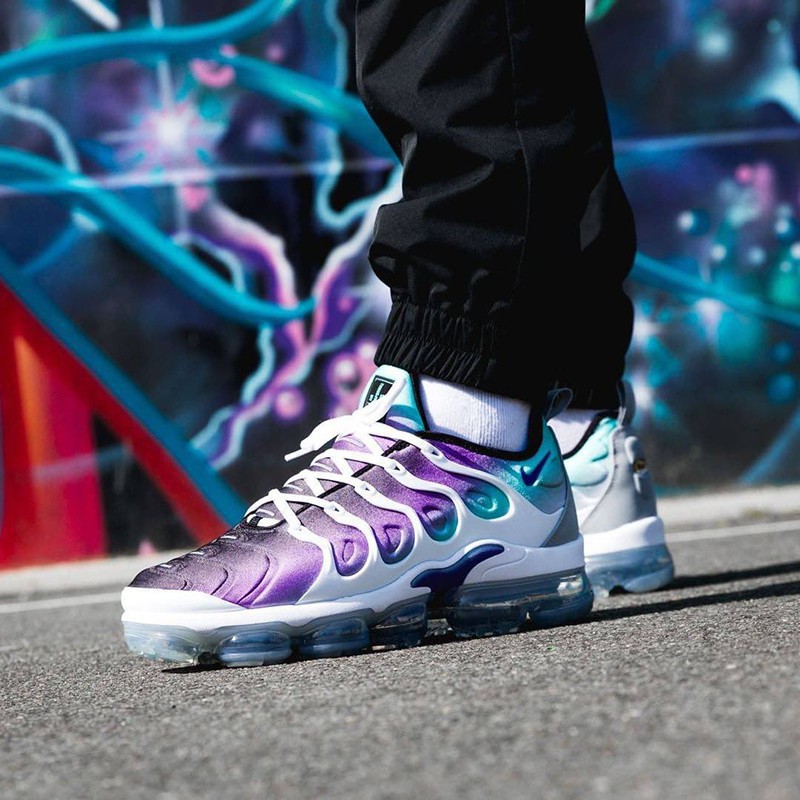 nike air vapormax grape