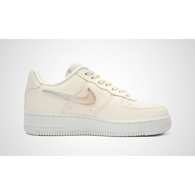 air force one small swoosh
