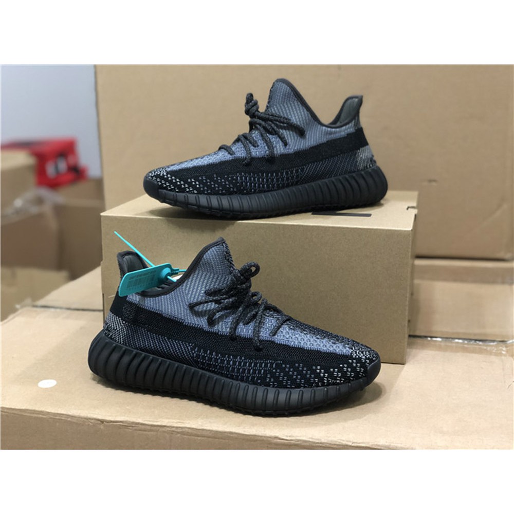 adidas yeezy boost 350 v2 oreo