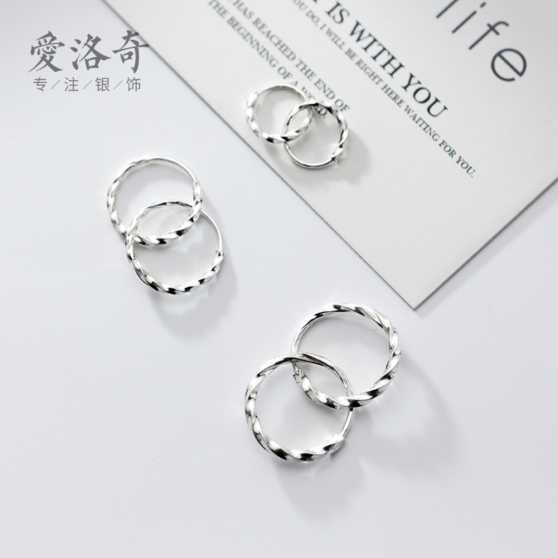 SKYYU Exaggerate Asymmetrical Earrings Circle Auger Temperament Eardrop