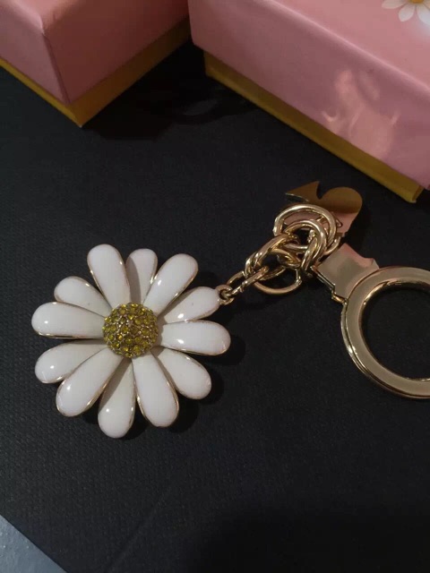 Kate spade keychain esc440 | Shopee Malaysia