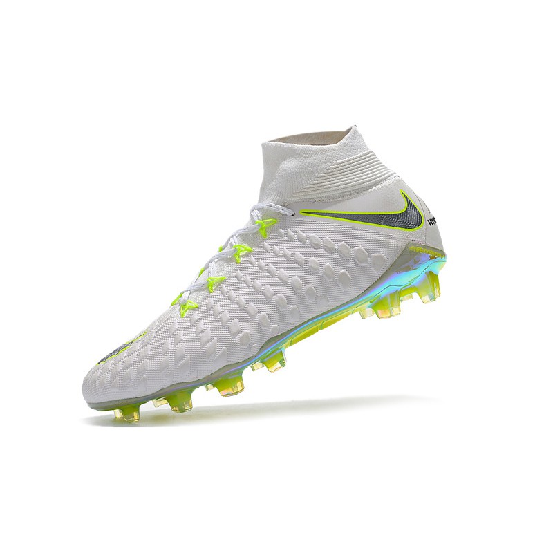 nike football shoes hypervenom