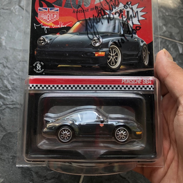 hot wheels porsche 964 magnus walker