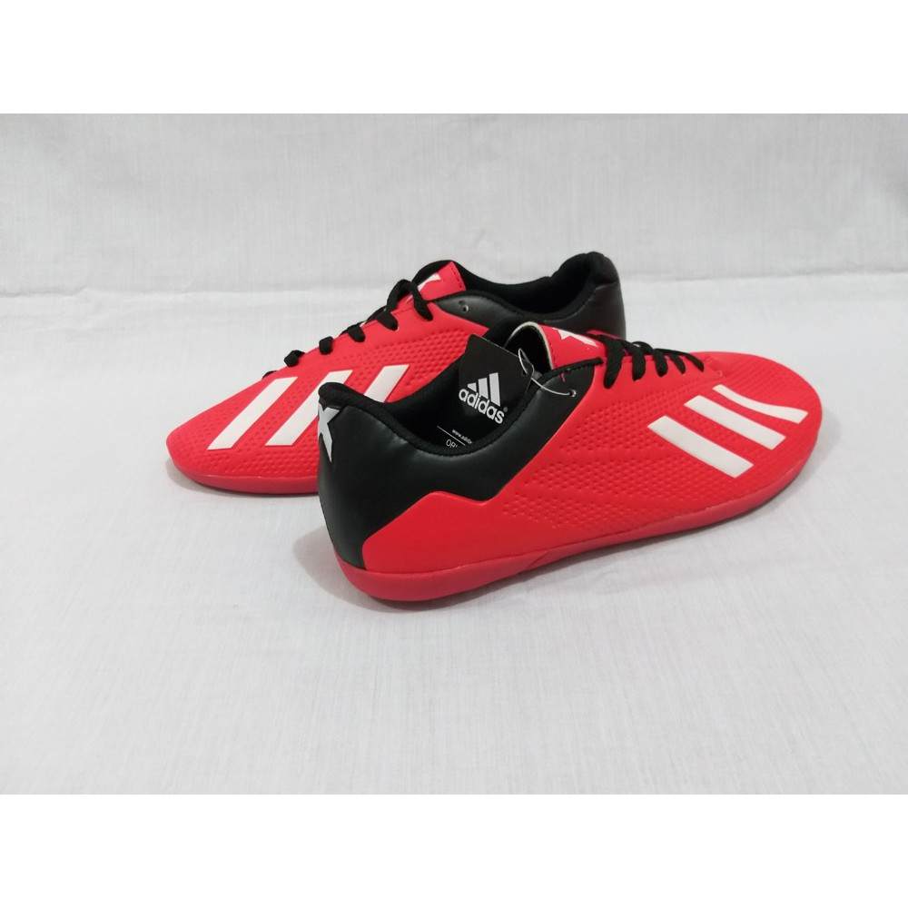 shopee futsal shoes