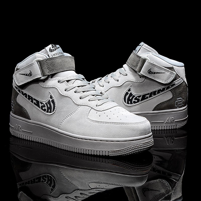 air force ones size 4