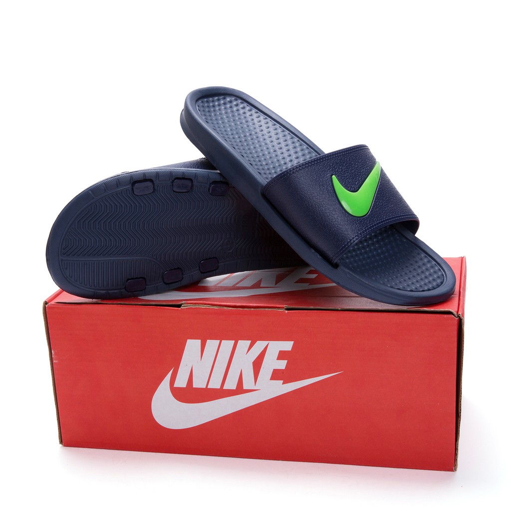nike soft sandals