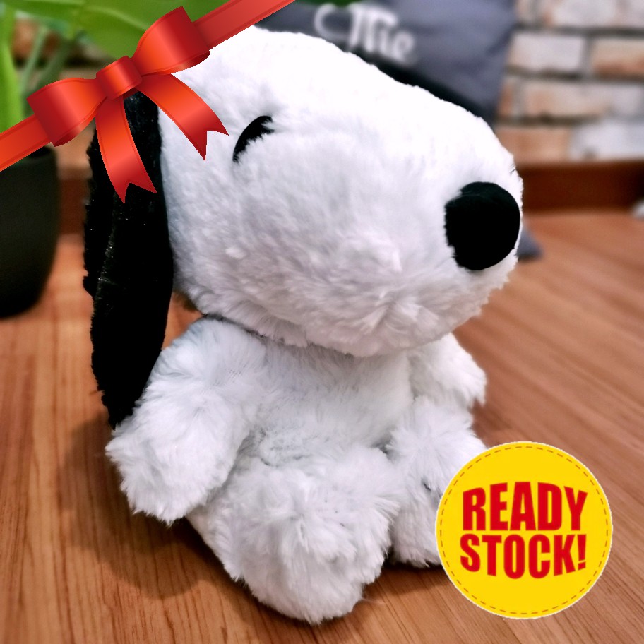 large snoopy stuffed animal