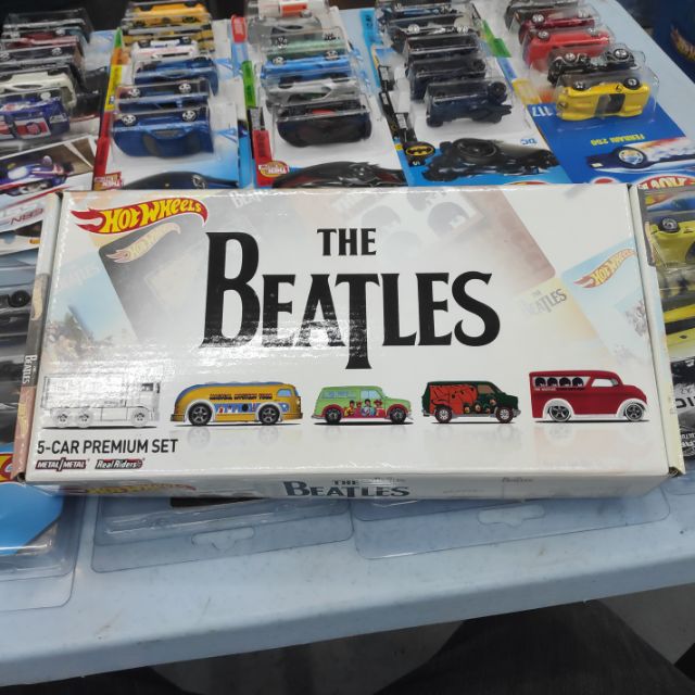 hot wheels the beatles 5 car premium set