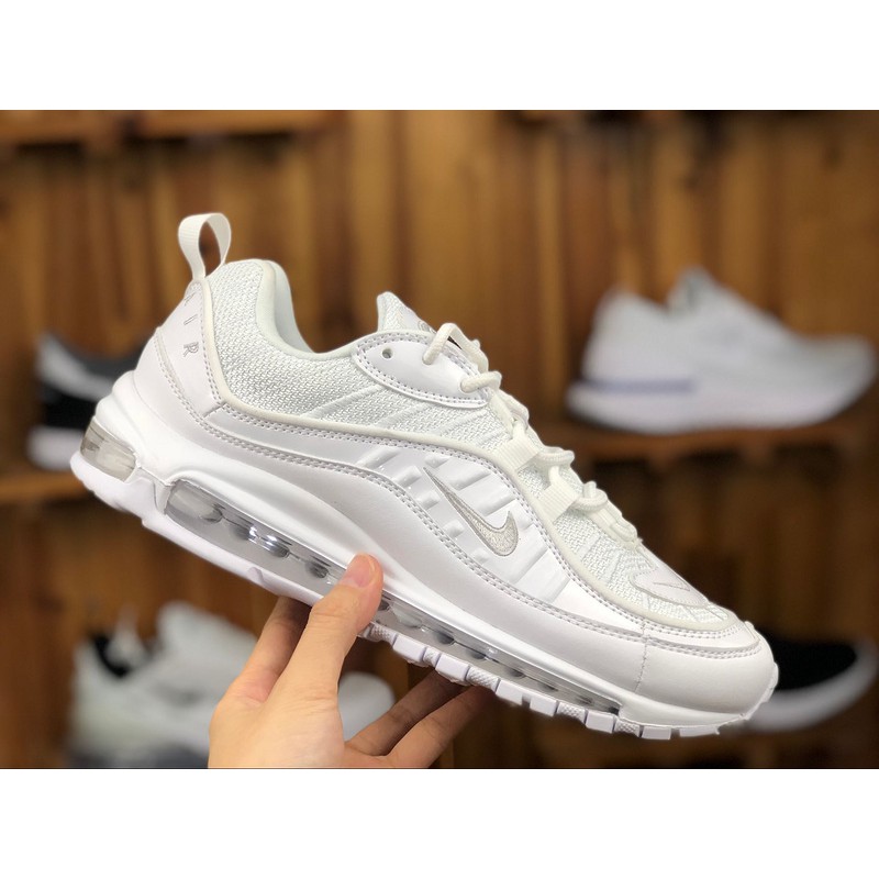 nike air max womens walking shoe
