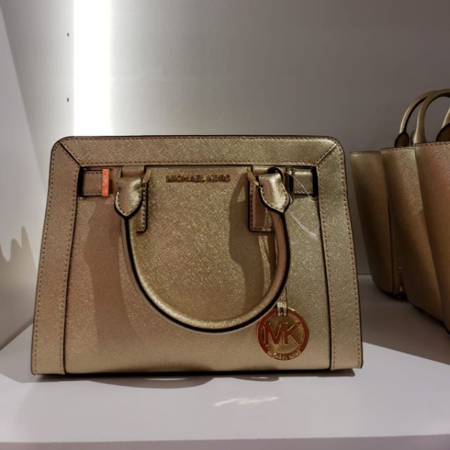 michael kors dillon handbag