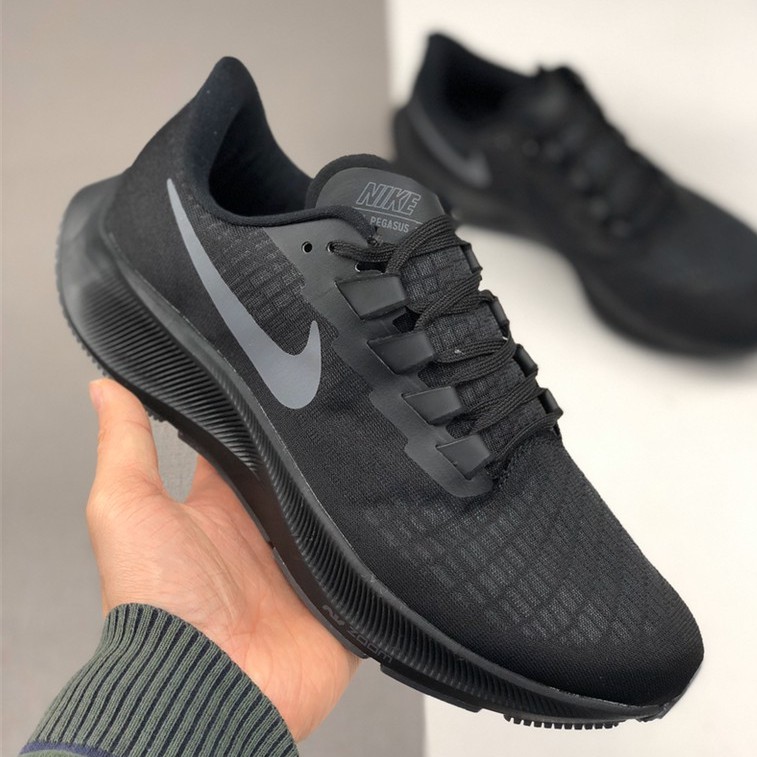 nike zoom original shoes