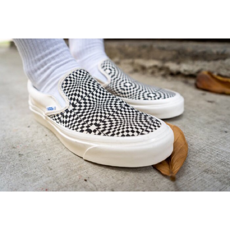 vans slip on checkerboard beige