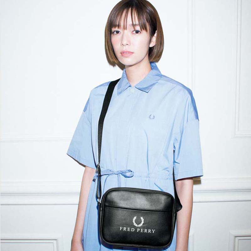 fred perry crossbody bag