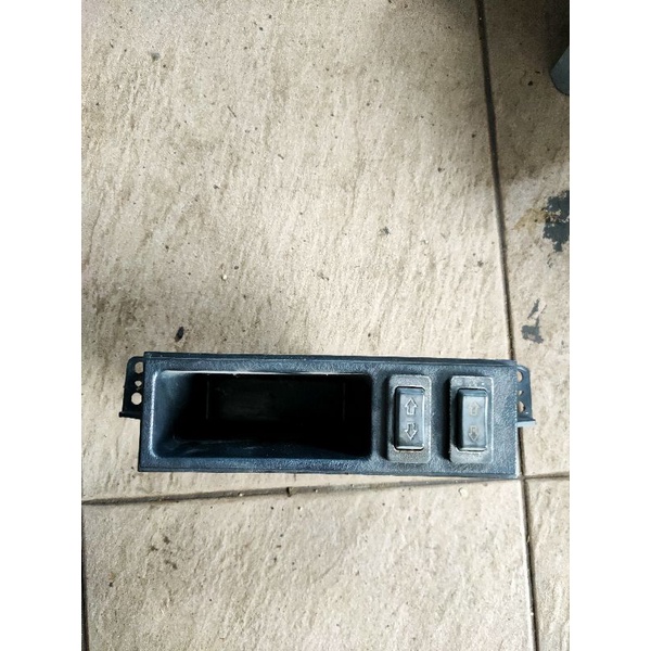 Konsol dan switch power window kancil 660/850 Shopee Malaysia