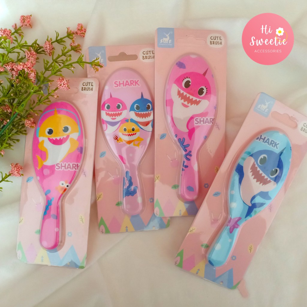 baby shark hair brush