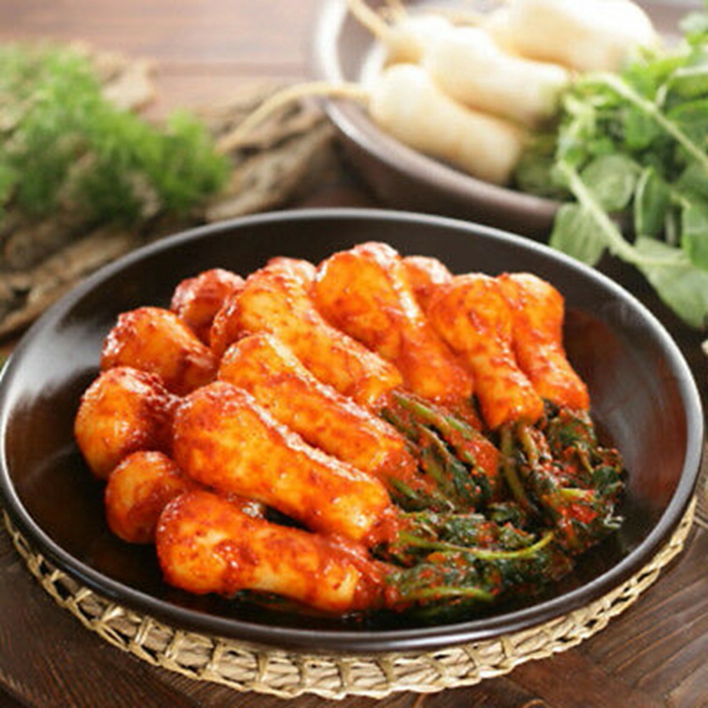 Halal Korea Kimchi Ponytail Radish Kimchi 500g Chonggak Kimchi/Whole