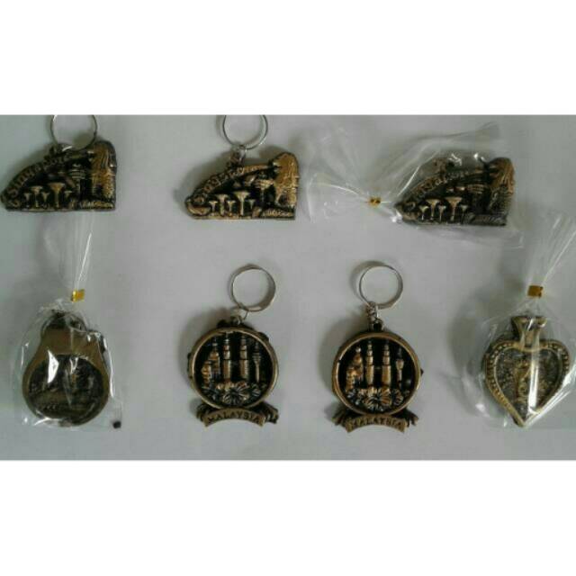 GANTUNGAN Contains 50 pcs Malaysian Singapore key chain souvenirs