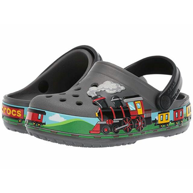 crocs train